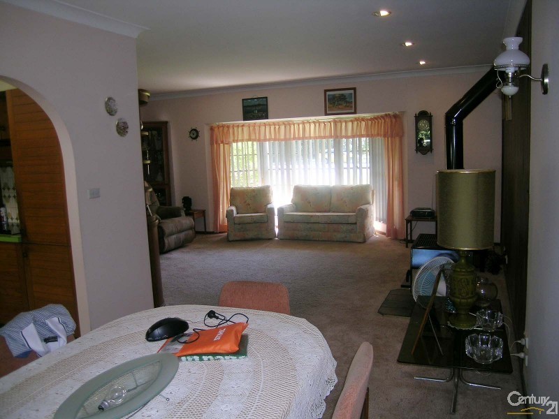 63 The Lakes Way, Forster NSW 2428
