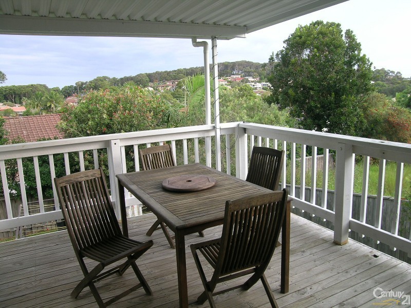 176 Kularoo Drive, Forster NSW 2428