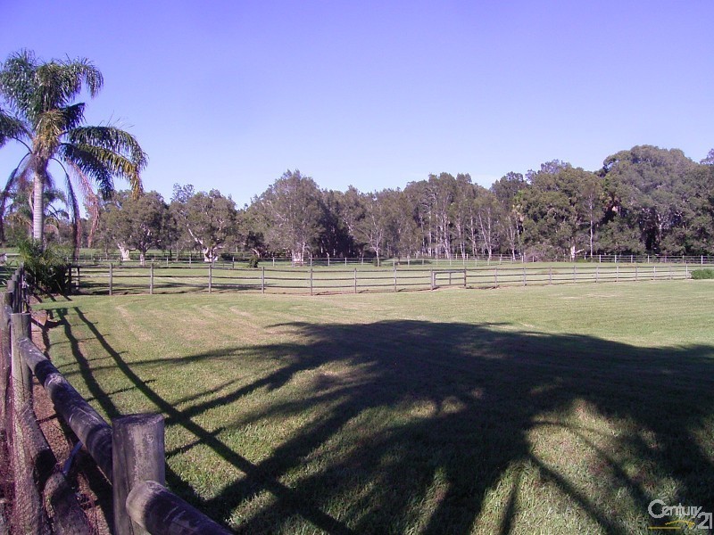 10 Tea Tree Road, Forster NSW 2428