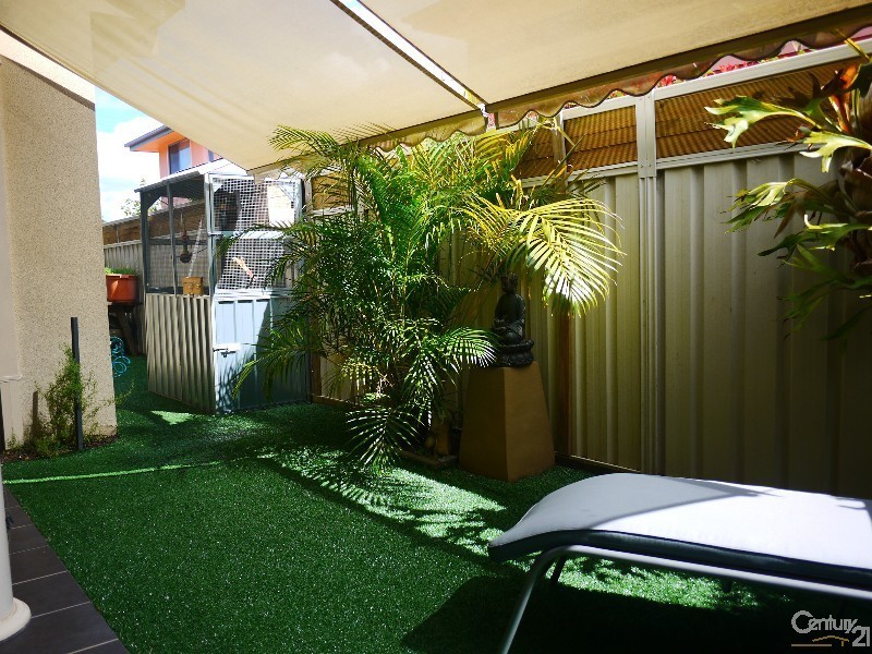 2/29 Parkes Street, Tuncurry NSW 2428