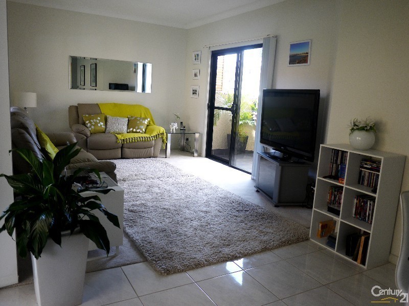 2/29 Parkes Street, Tuncurry NSW 2428