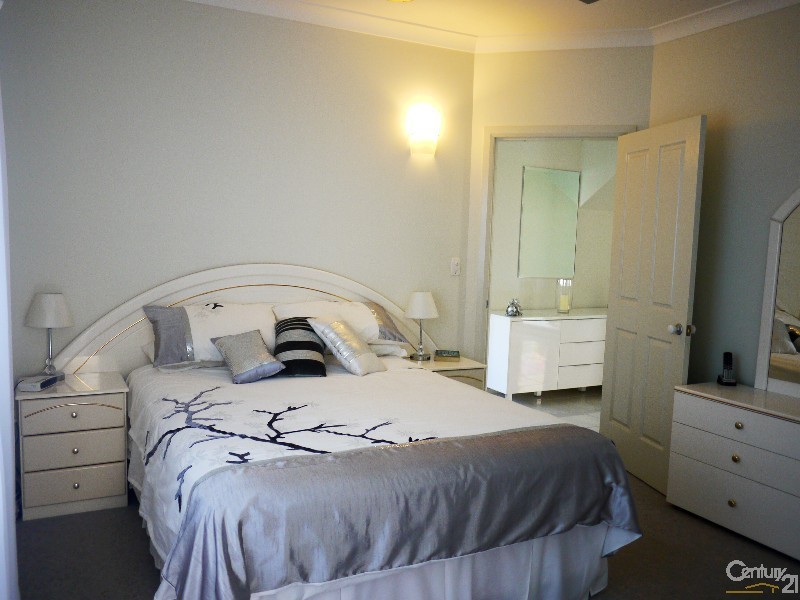 2/29 Parkes Street, Tuncurry NSW 2428