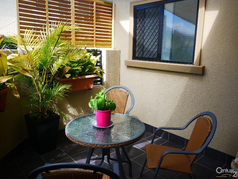 2/29 Parkes Street, Tuncurry NSW 2428