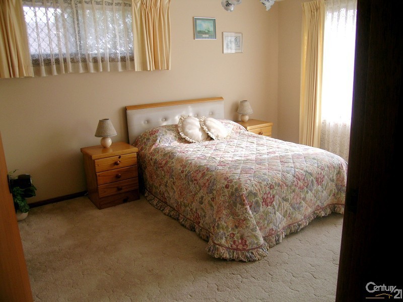 52 Mayers Drive, Tuncurry NSW 2428