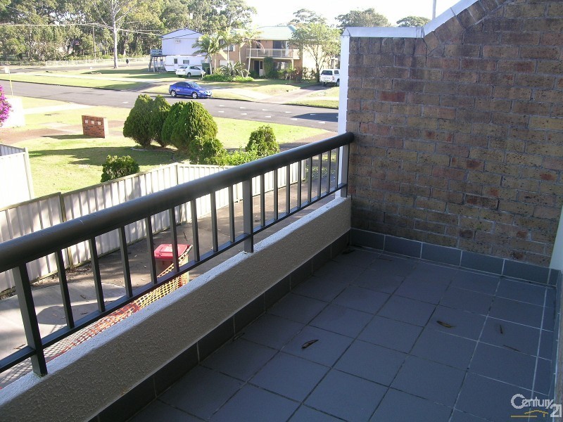 2/37 Tuncurry Street, Tuncurry NSW 2428