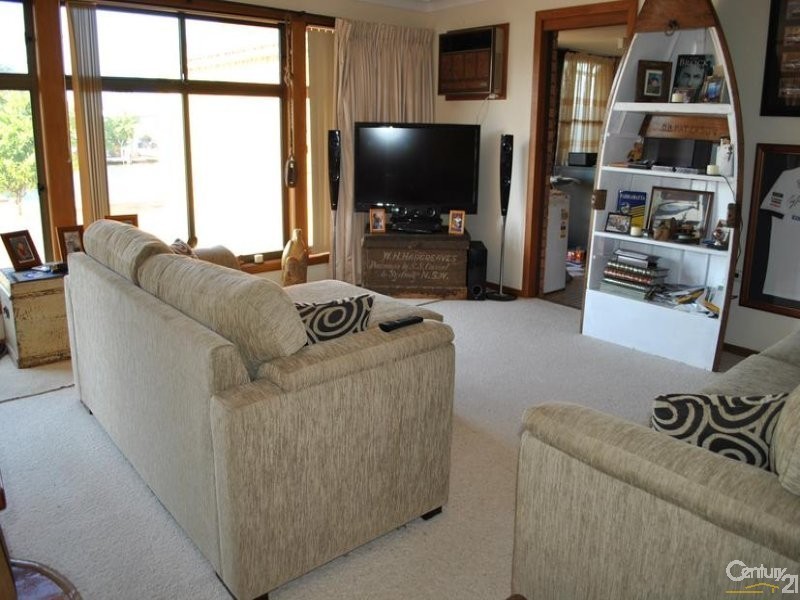 15 Elouera Crescent, Forster NSW 2428