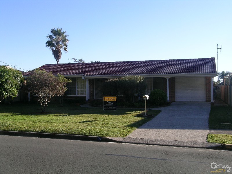 19 Taree Street, Tuncurry NSW 2428
