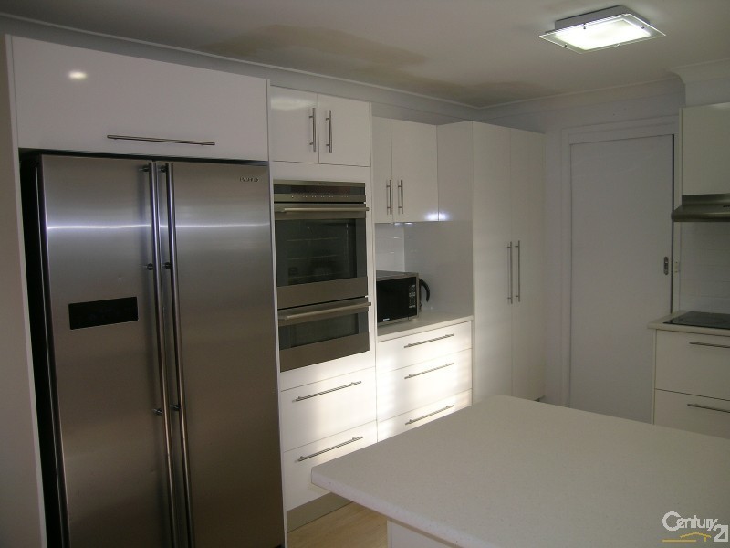 16 Adina Close, Forster NSW 2428