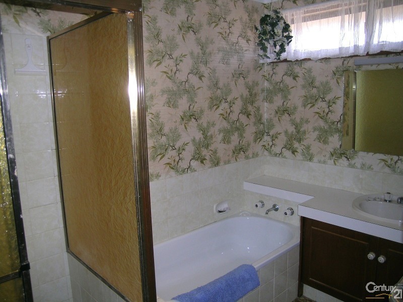 7 Rest Point Parade, Tuncurry NSW 2428