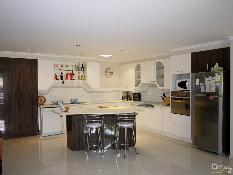 8 Michaela Place, Forster NSW 2428