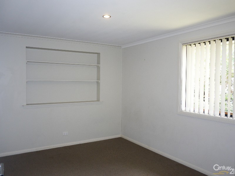 8 Michaela Place, Forster NSW 2428