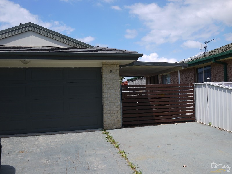 8 Michaela Place, Forster NSW 2428
