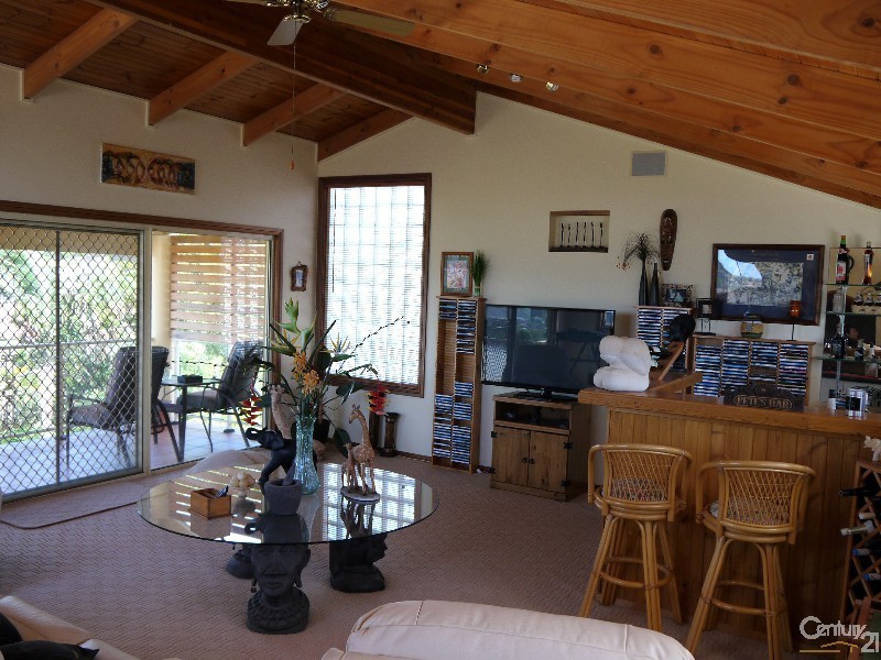 41 Belton Way, Forster NSW 2428