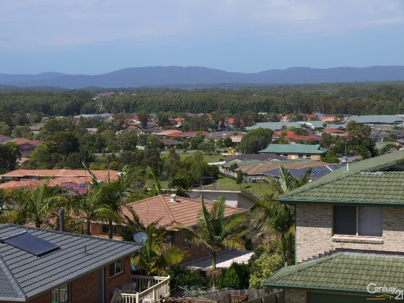 41 Belton Way, Forster NSW 2428
