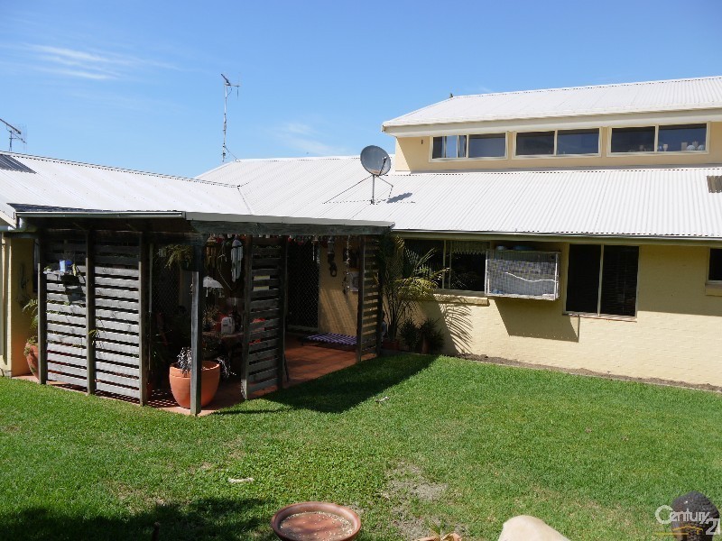 41 Belton Way, Forster NSW 2428