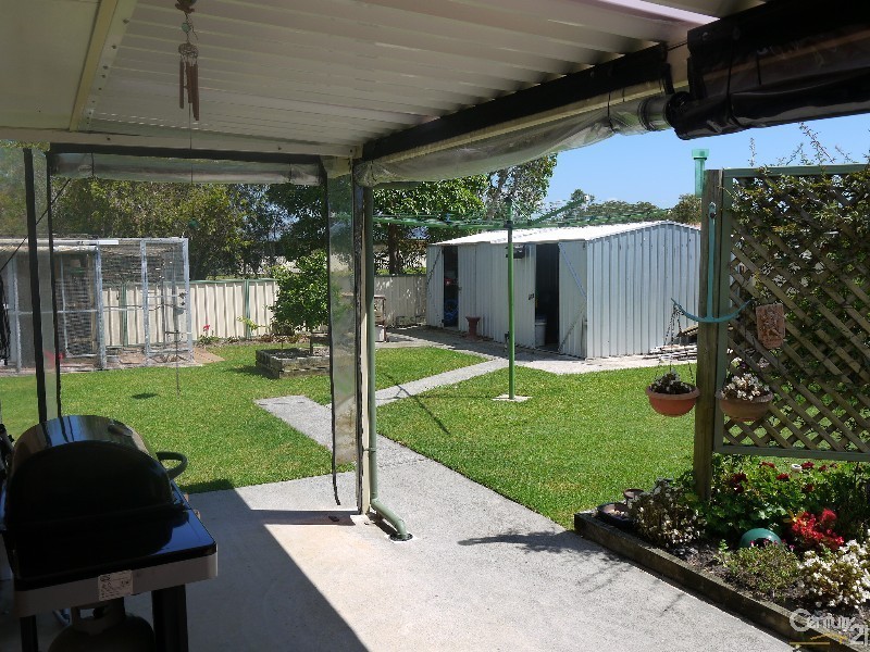 19 Eyre Crescent, Forster NSW 2428