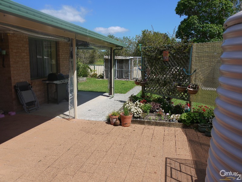 19 Eyre Crescent, Forster NSW 2428