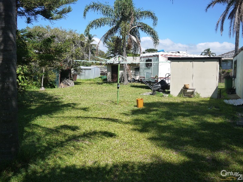 22 Kularoo Drive, Forster NSW 2428