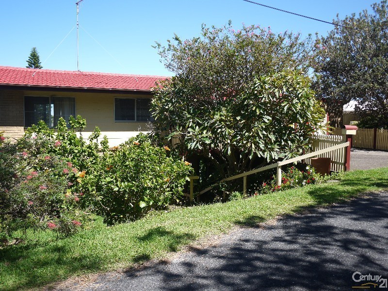 20 Marine Drive, Forster NSW 2428