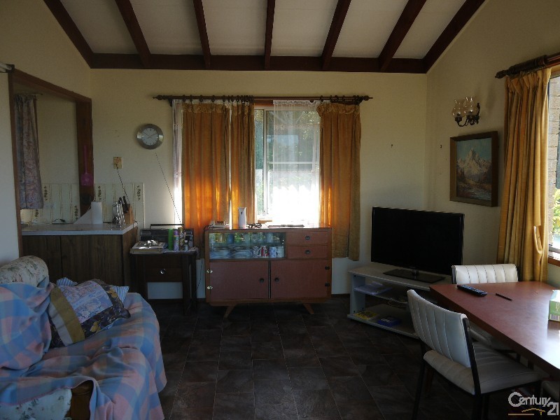 20 Marine Drive, Forster NSW 2428