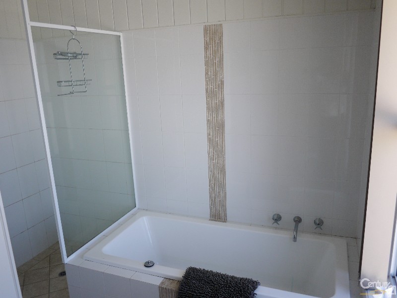 17 Cavill Avenue, Forster NSW 2428