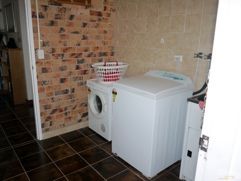 17 Cavill Avenue, Forster NSW 2428