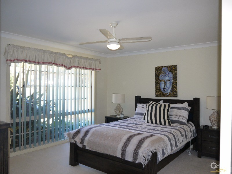 16 Zamia Place, Forster NSW 2428