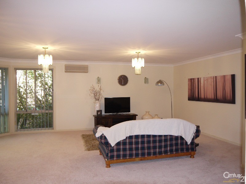 16 Zamia Place, Forster NSW 2428