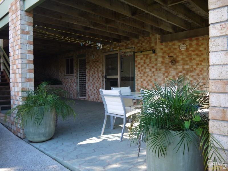 16 Zamia Place, Forster NSW 2428
