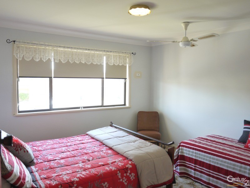 3 Bay Street, Tuncurry NSW 2428