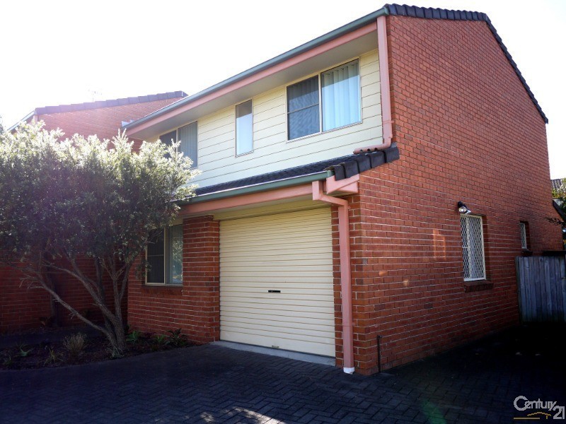 3/92 Macintosh Street, Forster NSW 2428