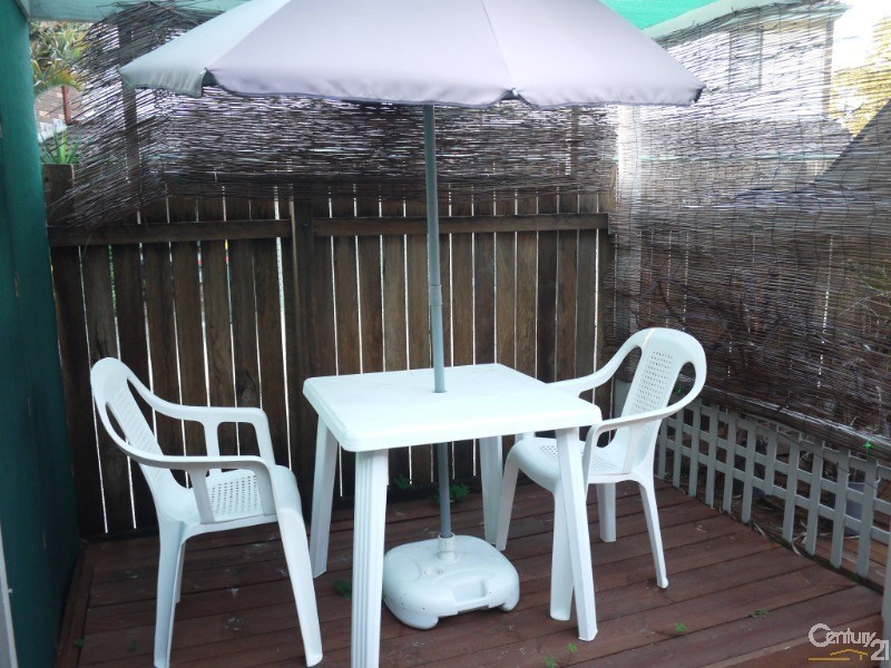 98 Macintosh Street, Forster NSW 2428