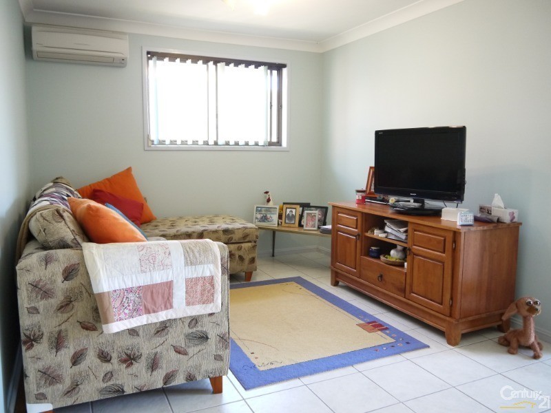 12 Kennewell Parade, Tuncurry NSW 2428