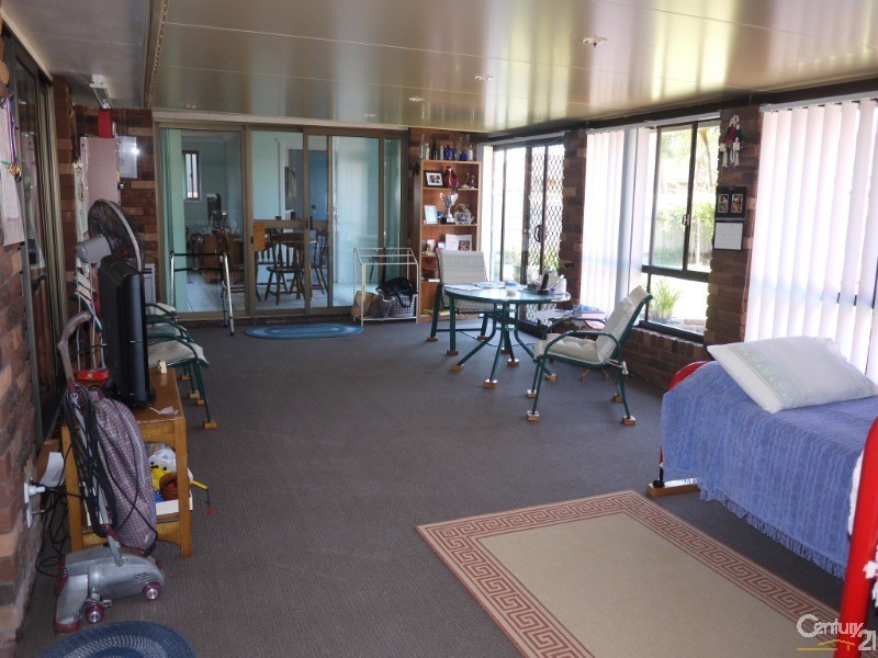 12 Kennewell Parade, Tuncurry NSW 2428