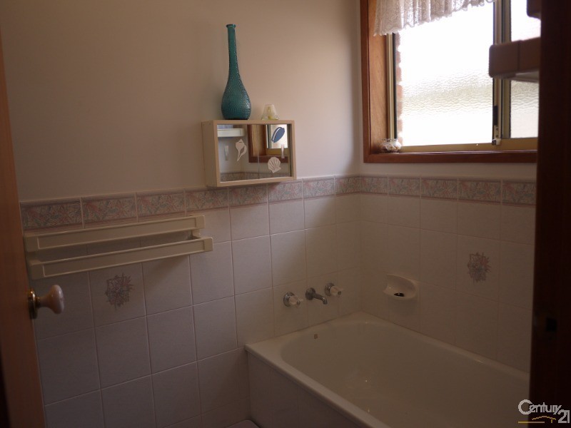 9 Gleneon Drive, Forster NSW 2428