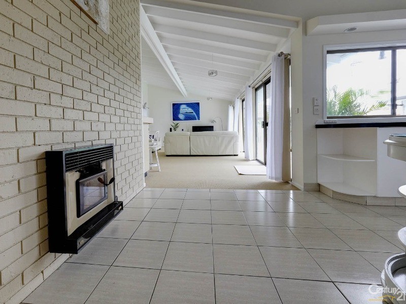 23 Eden Place, Tuncurry NSW 2428