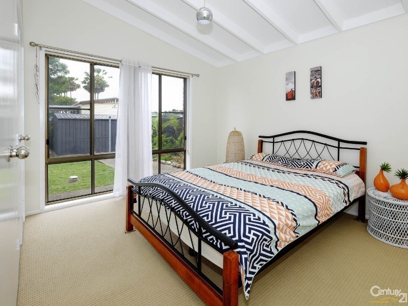 23 Eden Place, Tuncurry NSW 2428