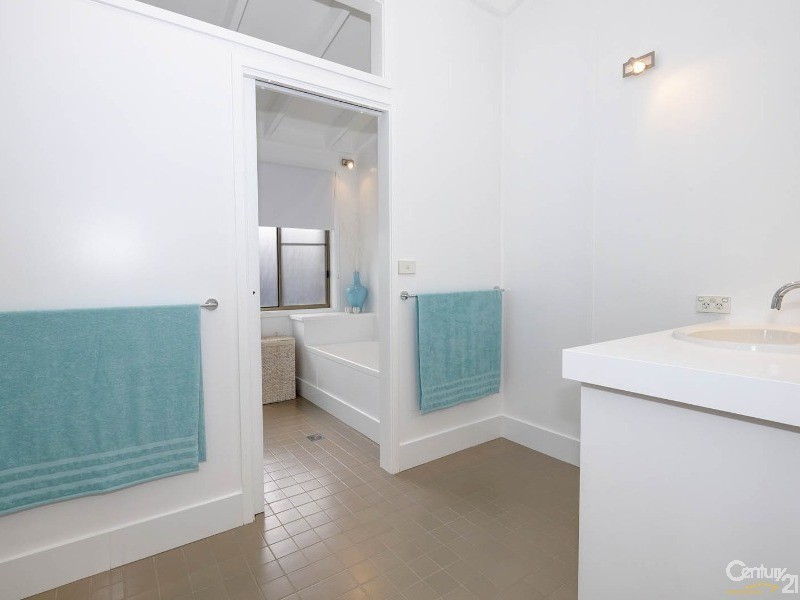 23 Eden Place, Tuncurry NSW 2428