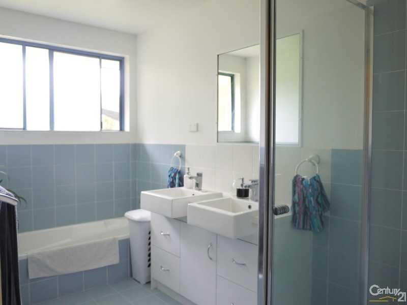 33 Karloo Street, Forster NSW 2428