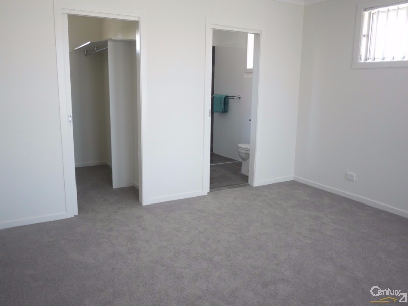 B2/11 Michaela Place, Forster NSW 2428