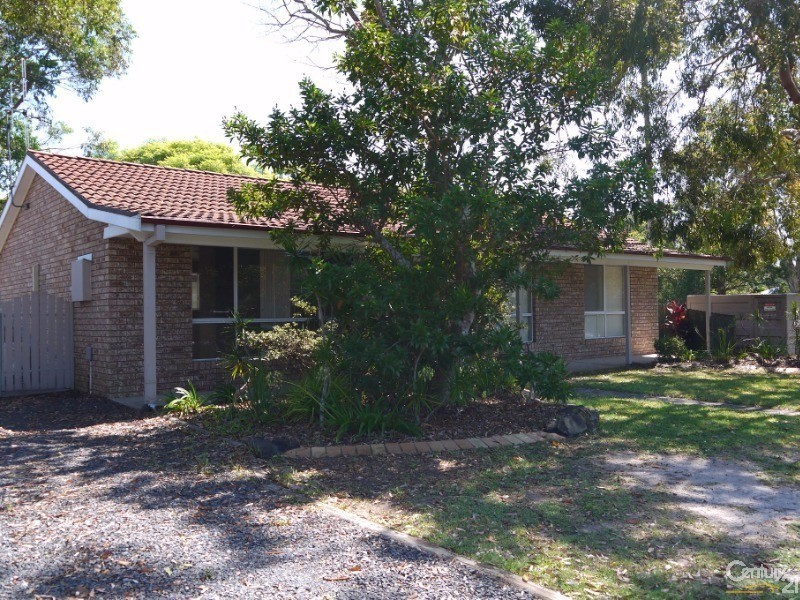 9 Goldens Road, Forster NSW 2428