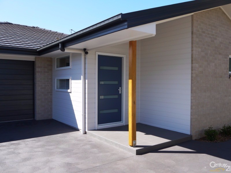 2/58 The Lakes Way, Forster NSW 2428