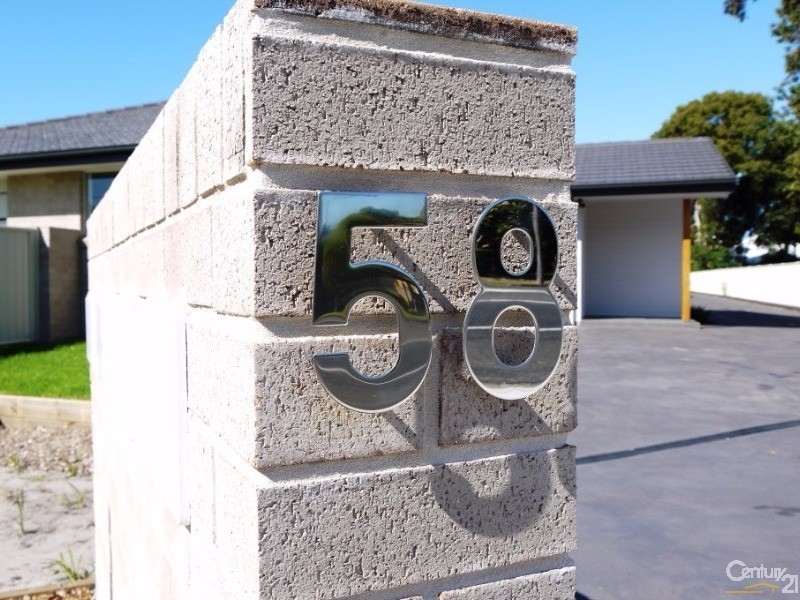 2/58 The Lakes Way, Forster NSW 2428