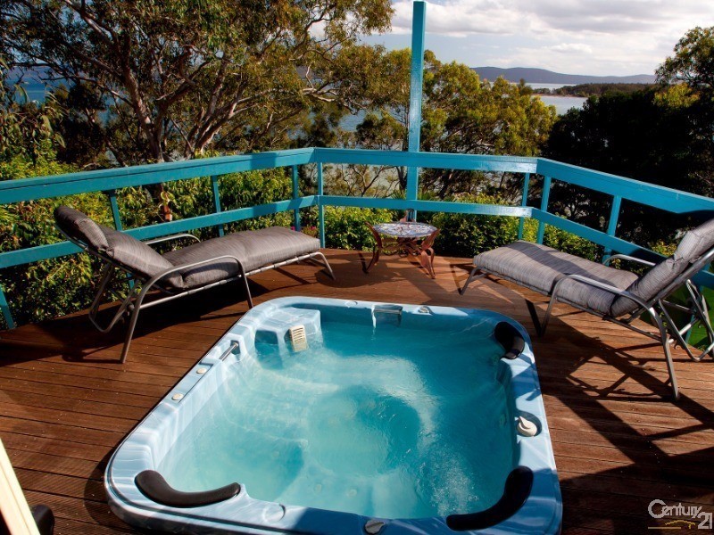 85 Green Point Drive, Green Point NSW 2428