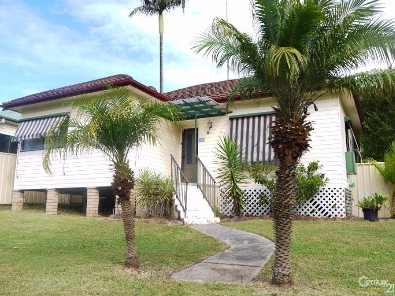 42 Strand Street, Forster NSW 2428