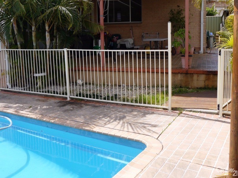 12 Burke Close, Forster NSW 2428