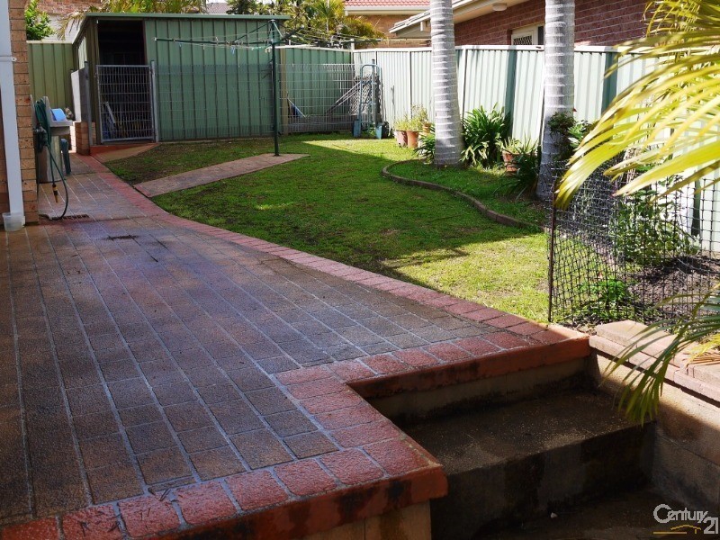 12 Burke Close, Forster NSW 2428