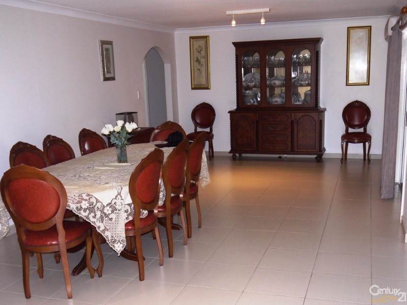 12 Burke Close, Forster NSW 2428