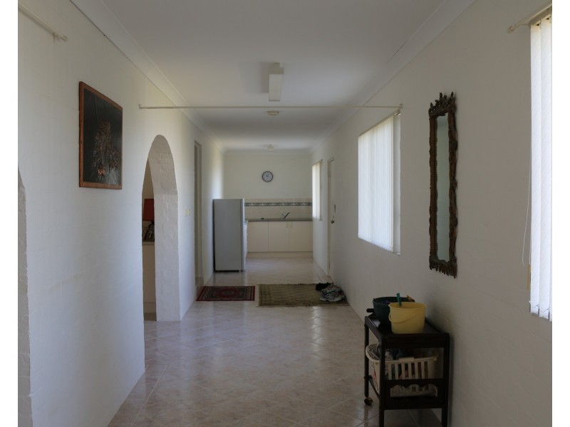 25 Green Point Drive, Green Point NSW 2428