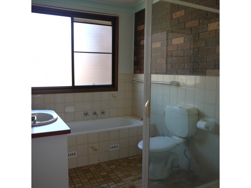 4/96 Macintosh Street, Forster NSW 2428